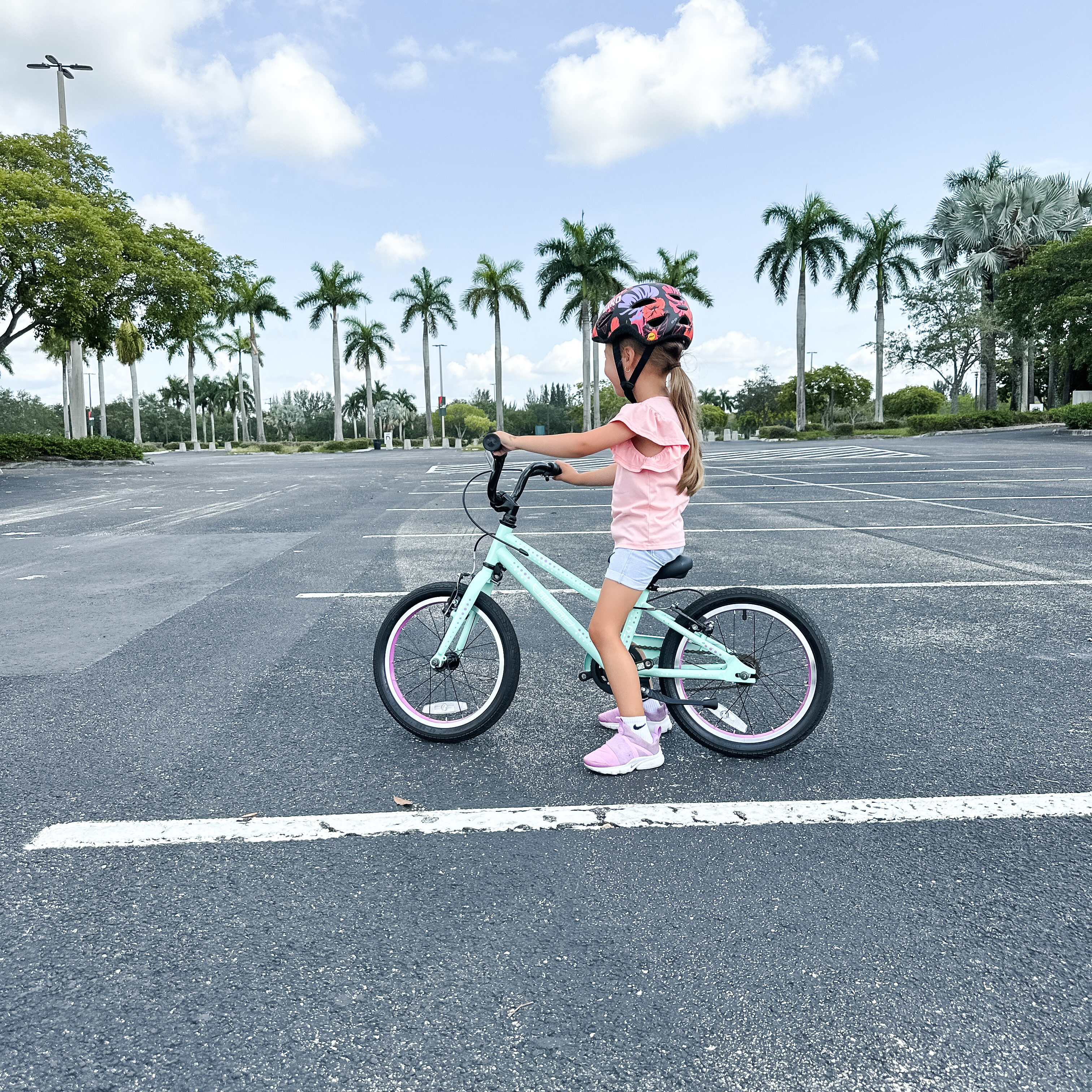 Life Without Training Wheels: Learning To Ride {Plus a Giveaway