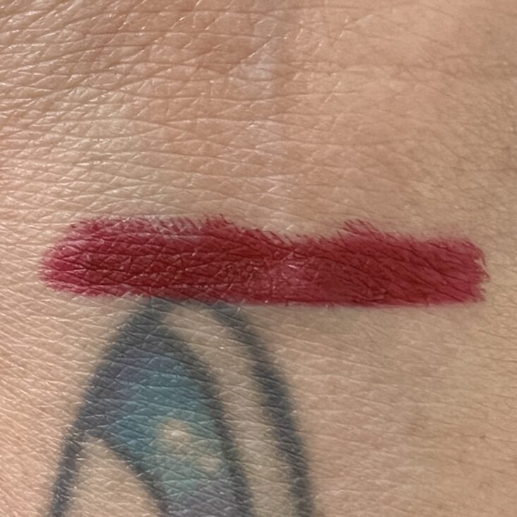 Swatch of Doucce Lip Crayon for Cocotique Makeup Lovers Box Summer 2023