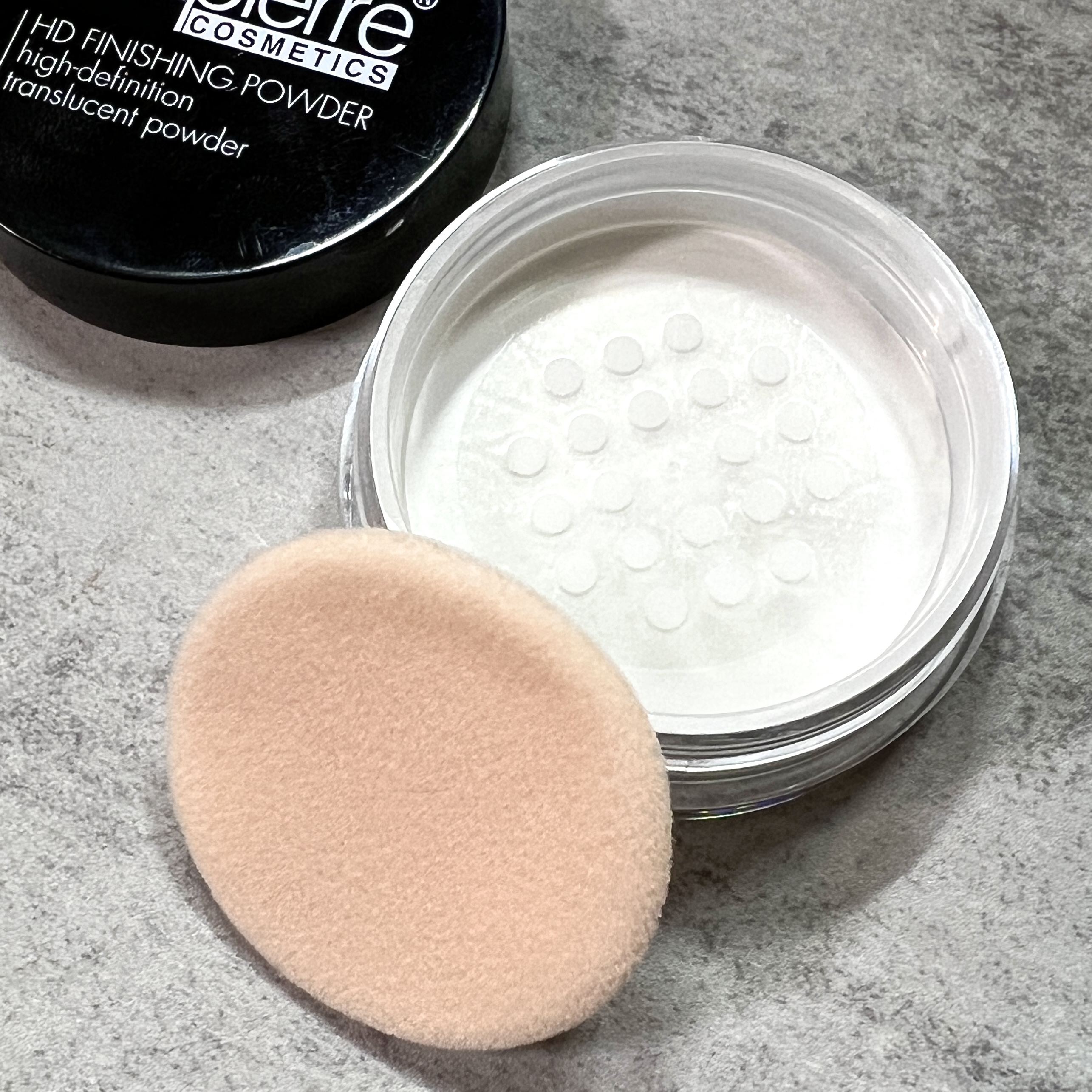 Closeup of Bellapierre Cosmetics Finishing Powder for Nourish Beauty Box