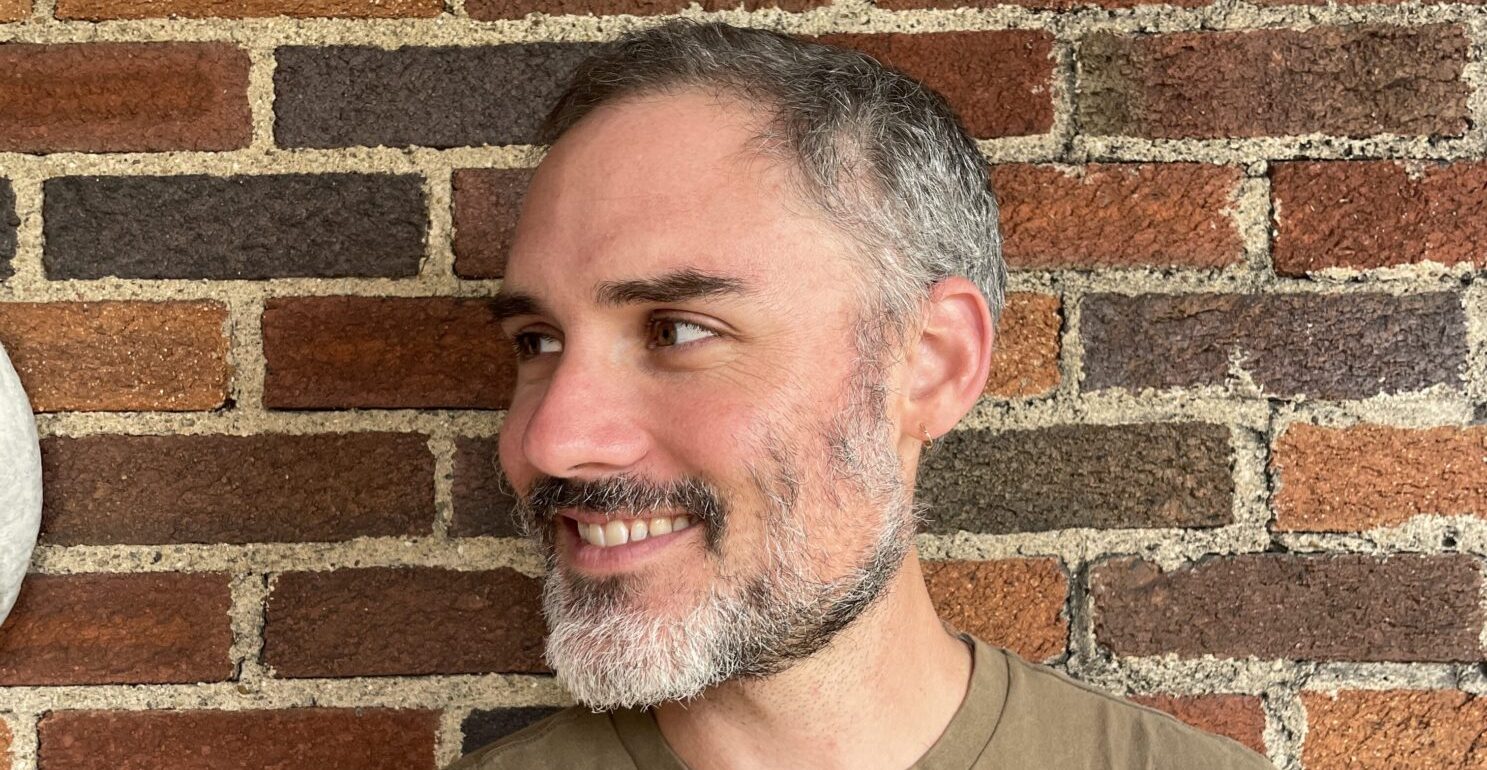 SOS: My Man’s Patchy Beard Was Sparse & Sad – This Was the Fix