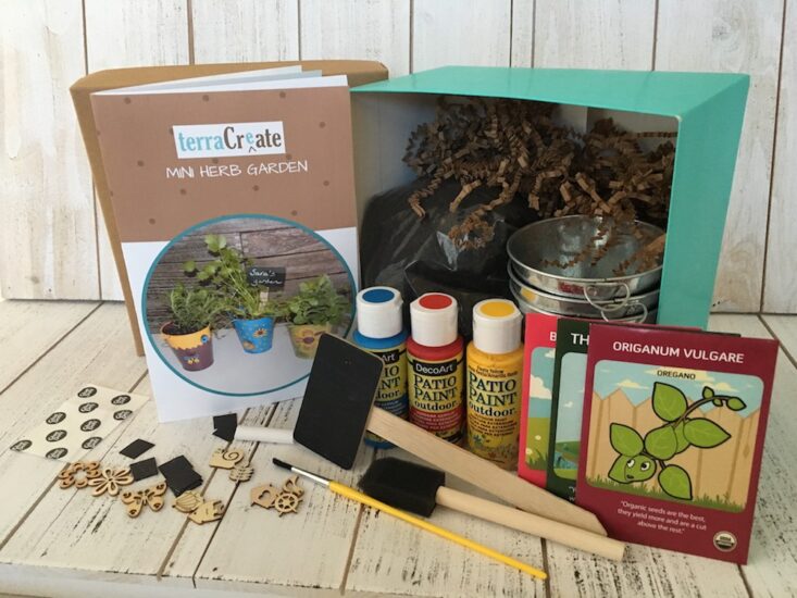 The 10 Best Craft Boxes for Kids in 2024 (Preschool-High School)