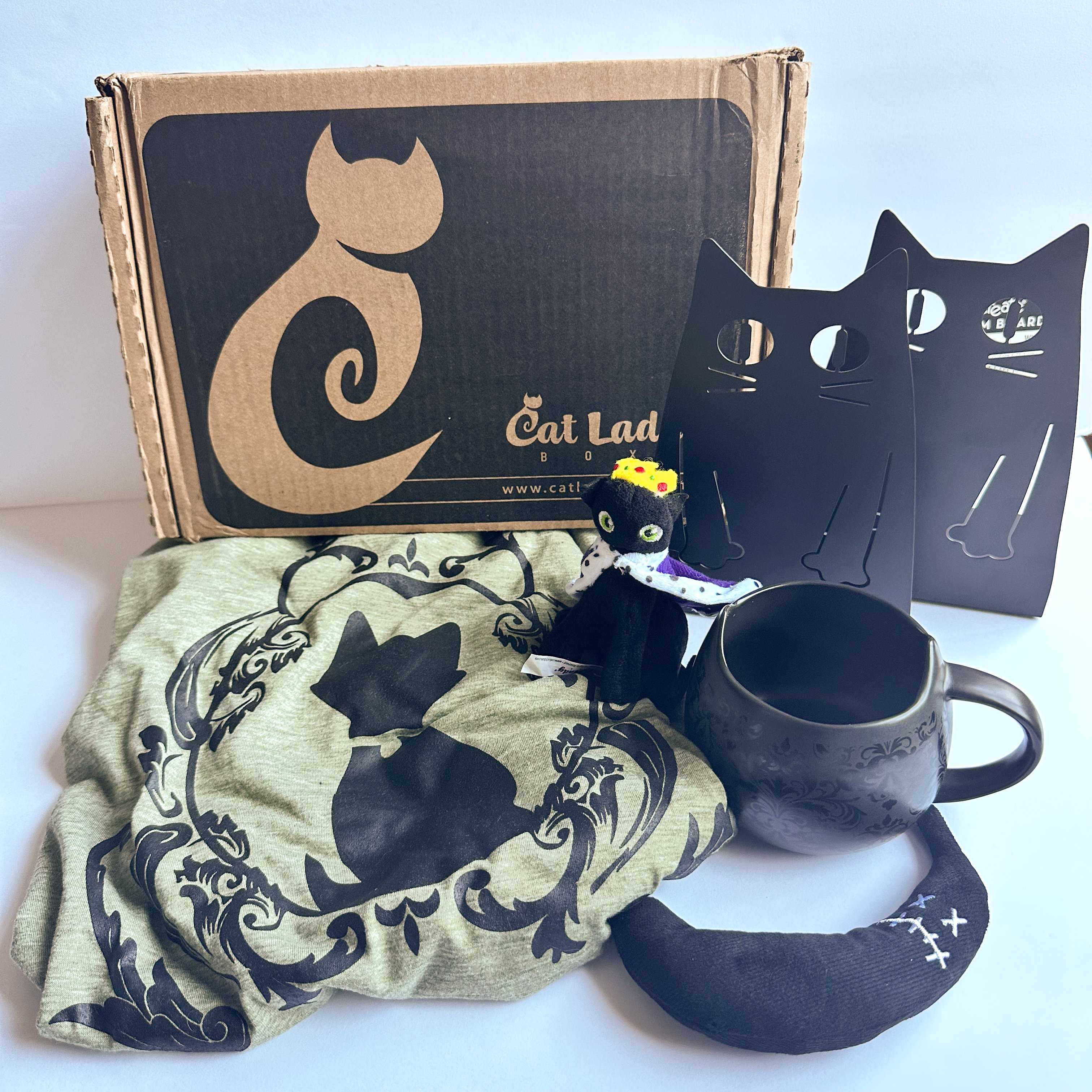 CatLadyBox Review “Black Cats Box”  October 2023