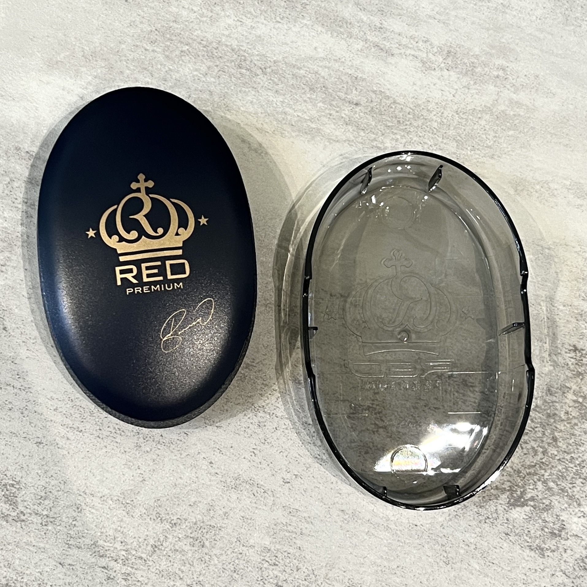 Red By Kiss Boar Brush and Case for Cocotique October 2023