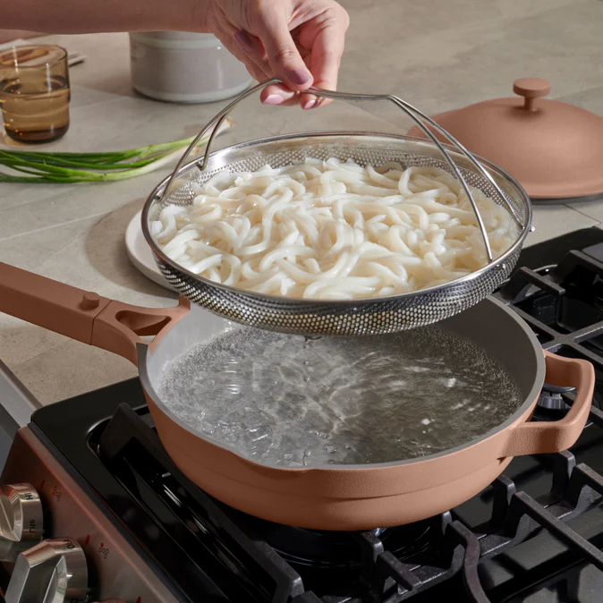 HexClad - Our 8 #Hexclad pan is the most convenient for a serving size of  one! Everyone has their go-to, which size is your favorite to cook on?