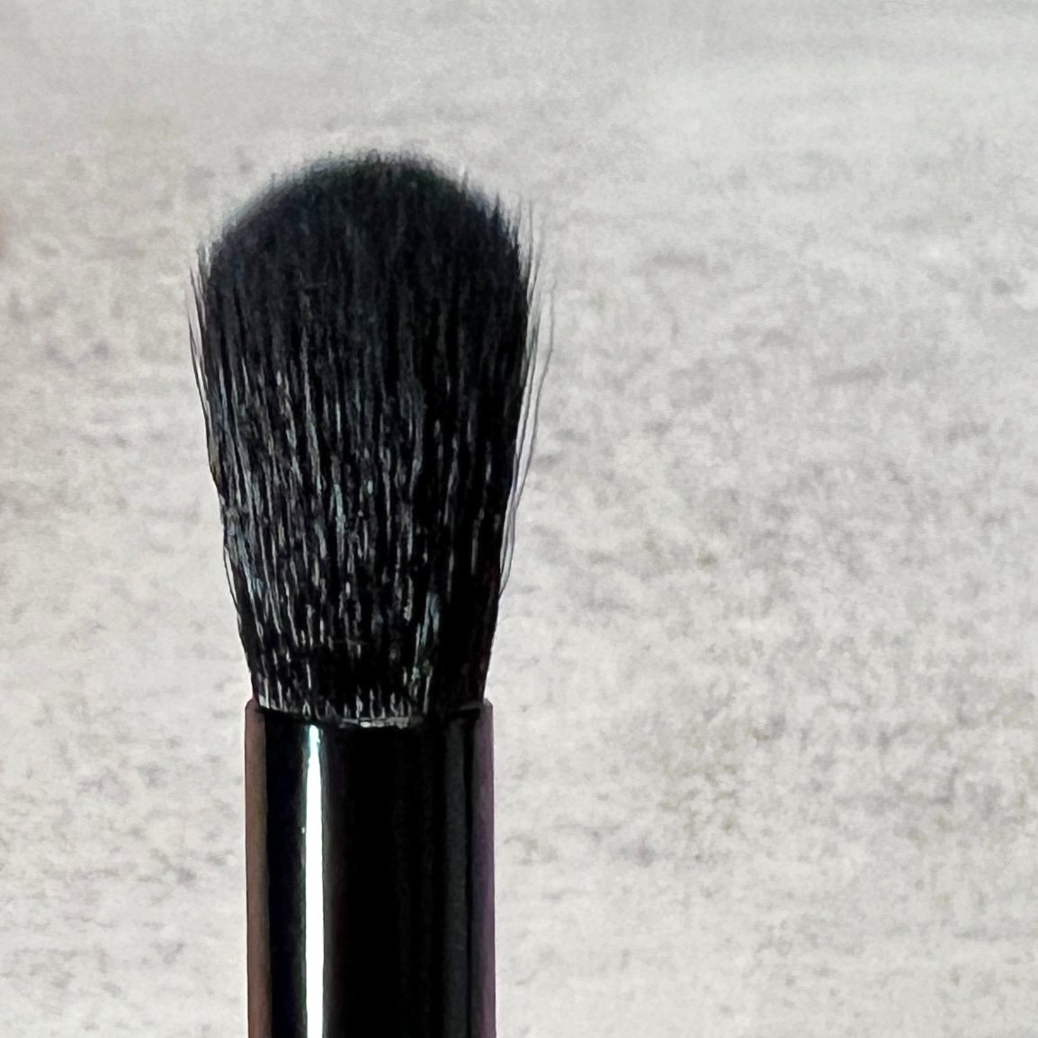 Closeup of WingMe Cosmetics Blending Brush for Ipsy Glam Bag January 2024