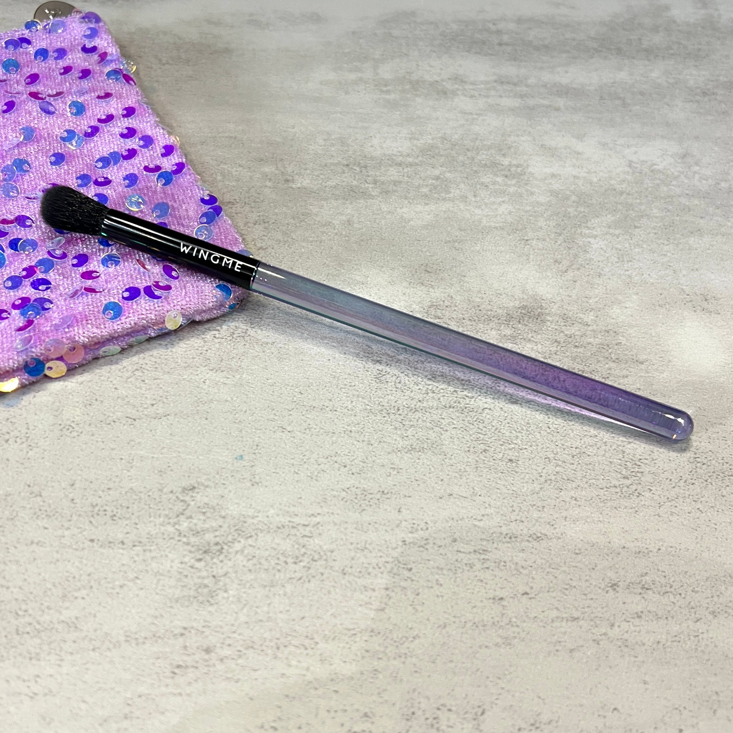 Front of WingMe Cosmetics Blending Brush for Ipsy Glam Bag January 2024