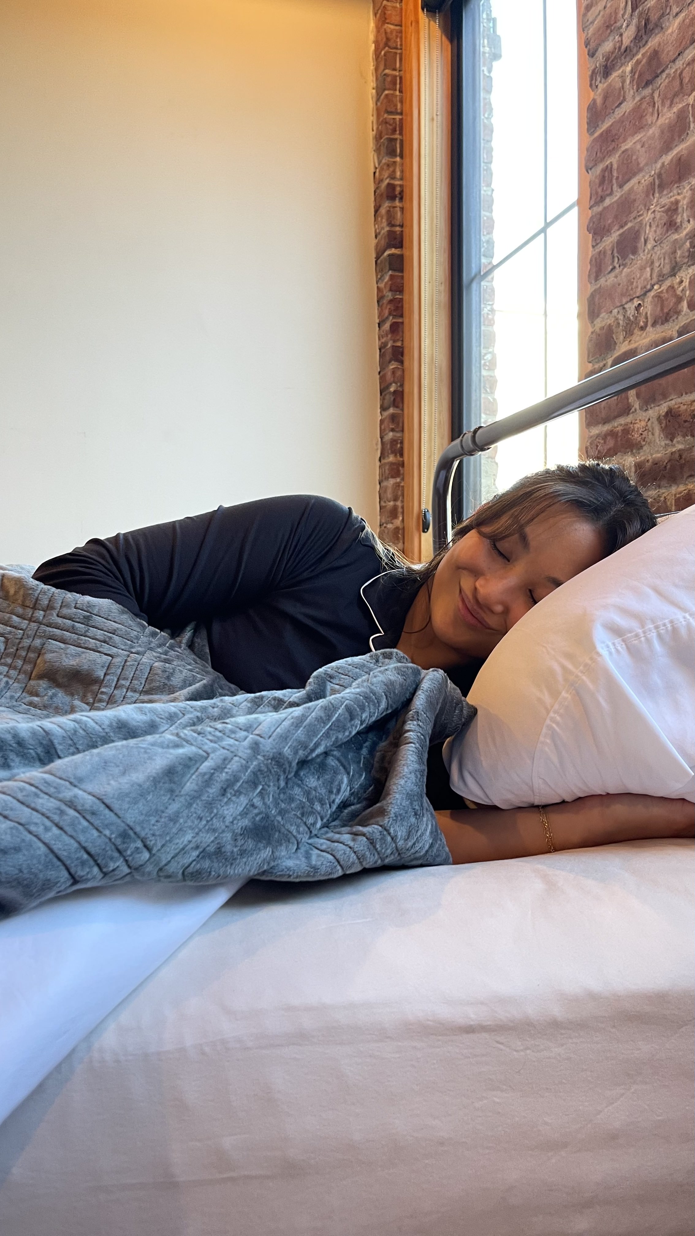 This Bedding Supposedly Reduces Stress, Anxiety, and Insomnia—I Totally Believe It Now That I’ve Tried It