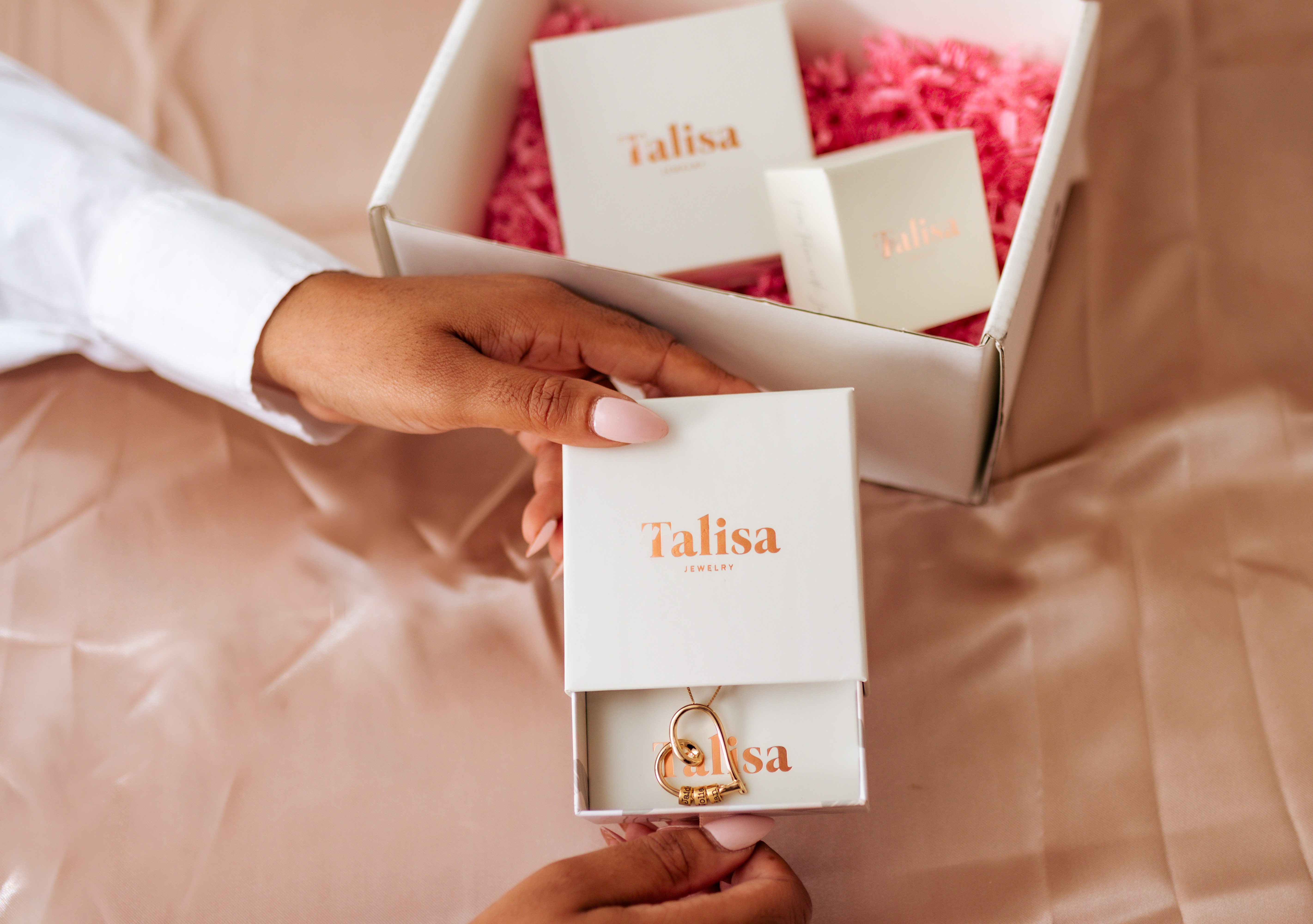 This Personalized Jewelry Box Claims It Will Nail My Unique Style… Did It Succeed?