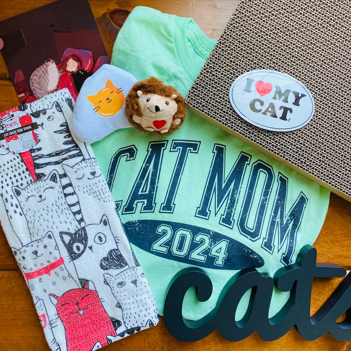 CatLadyBox Review “Cat Mom Life” May 2024