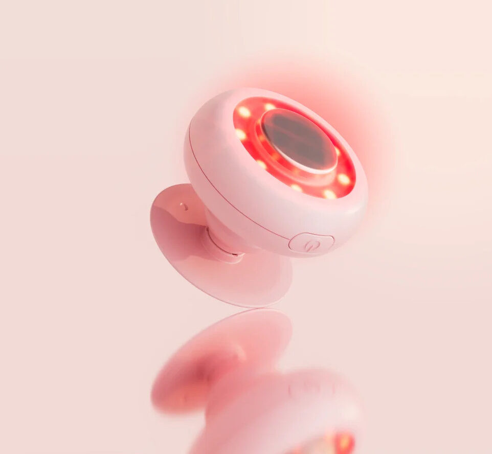 Solawave Just Dropped a Mini Skincare Tool–Here’s Why Everybody’s Freaking Out