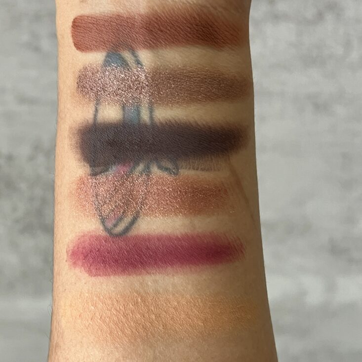 Swatch of Beauty Vaulte Regal Palette for Ipsy Glam Bag August 2024