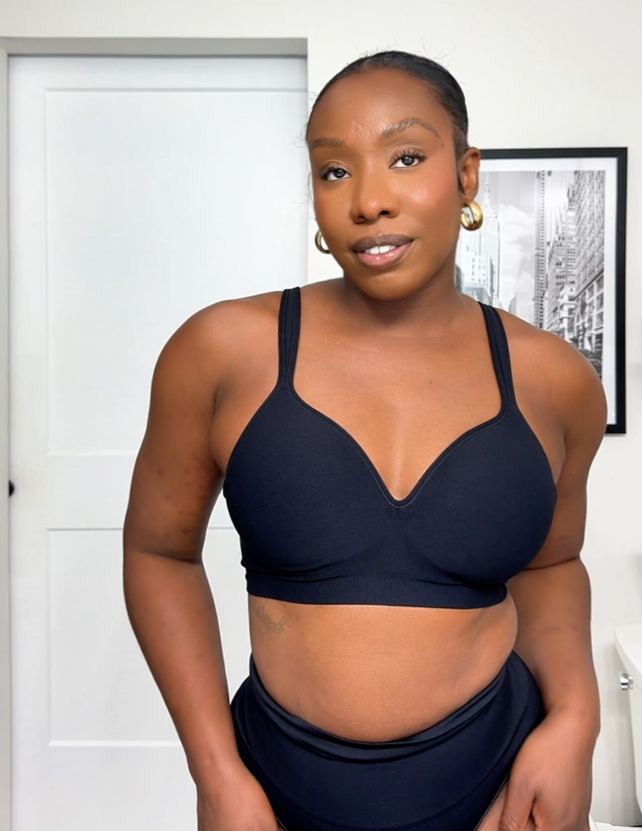 Underoutfit vs. Wacoal: Which Brand’s Bra Is the Best for Daily Wear?