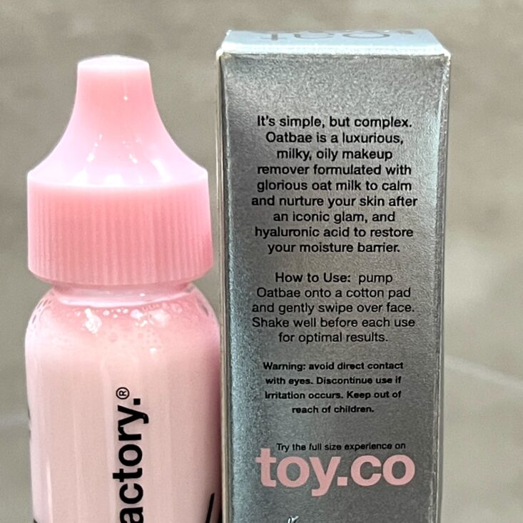 Closeup of ToyFactory Makeup Remover for Ipsy Glam Bag October 2024