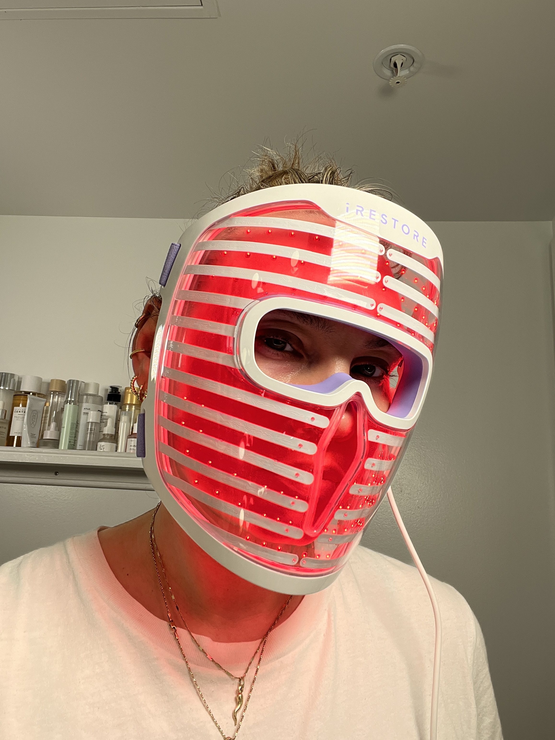 iRESTORE vs. Omnilux: Which Red Light Therapy Mask Is the Best?