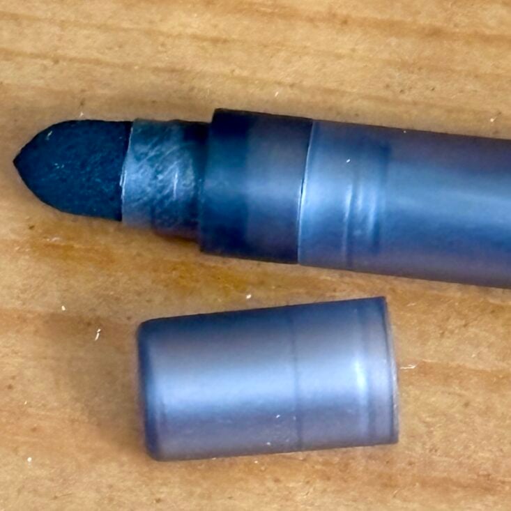 Closeup of Illuminati Cosmetics Gel Eyeliner for Ipsy Glam Bag April 2025