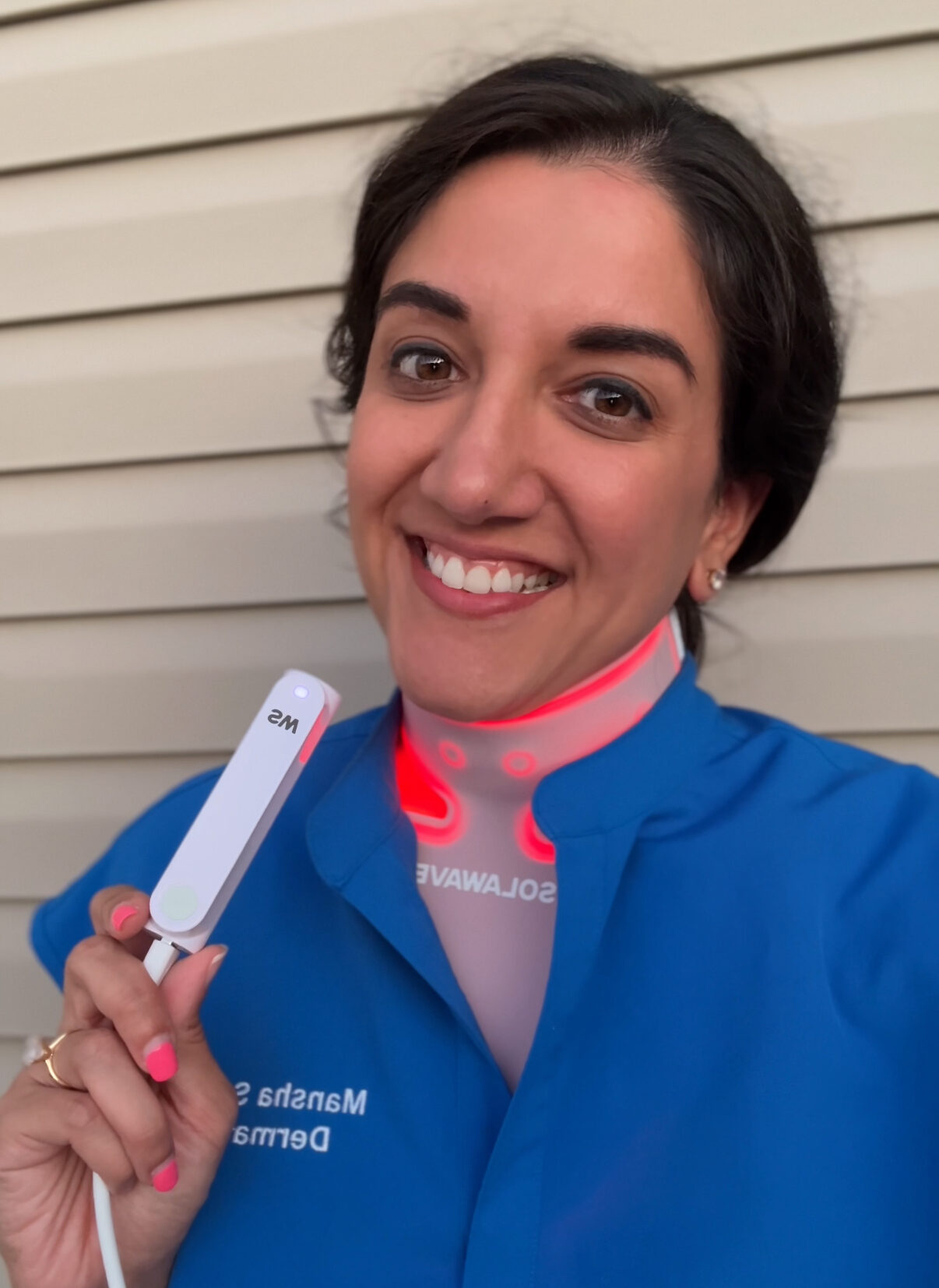 Does the Solawave Neck & Chest Mask Actually Work? A Derm Weighs In