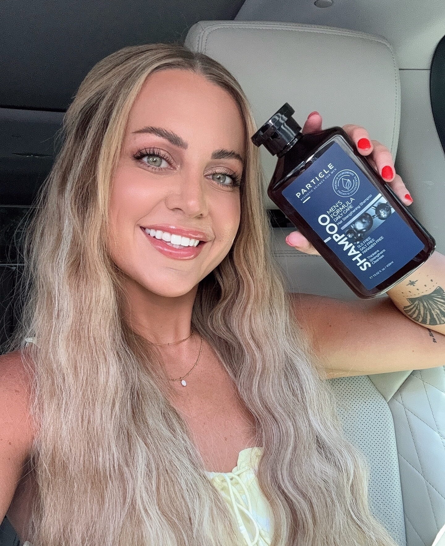 4 Reasons Great Hair Is the Secret to Looking Younger (and the Easiest Way to Get It Back)