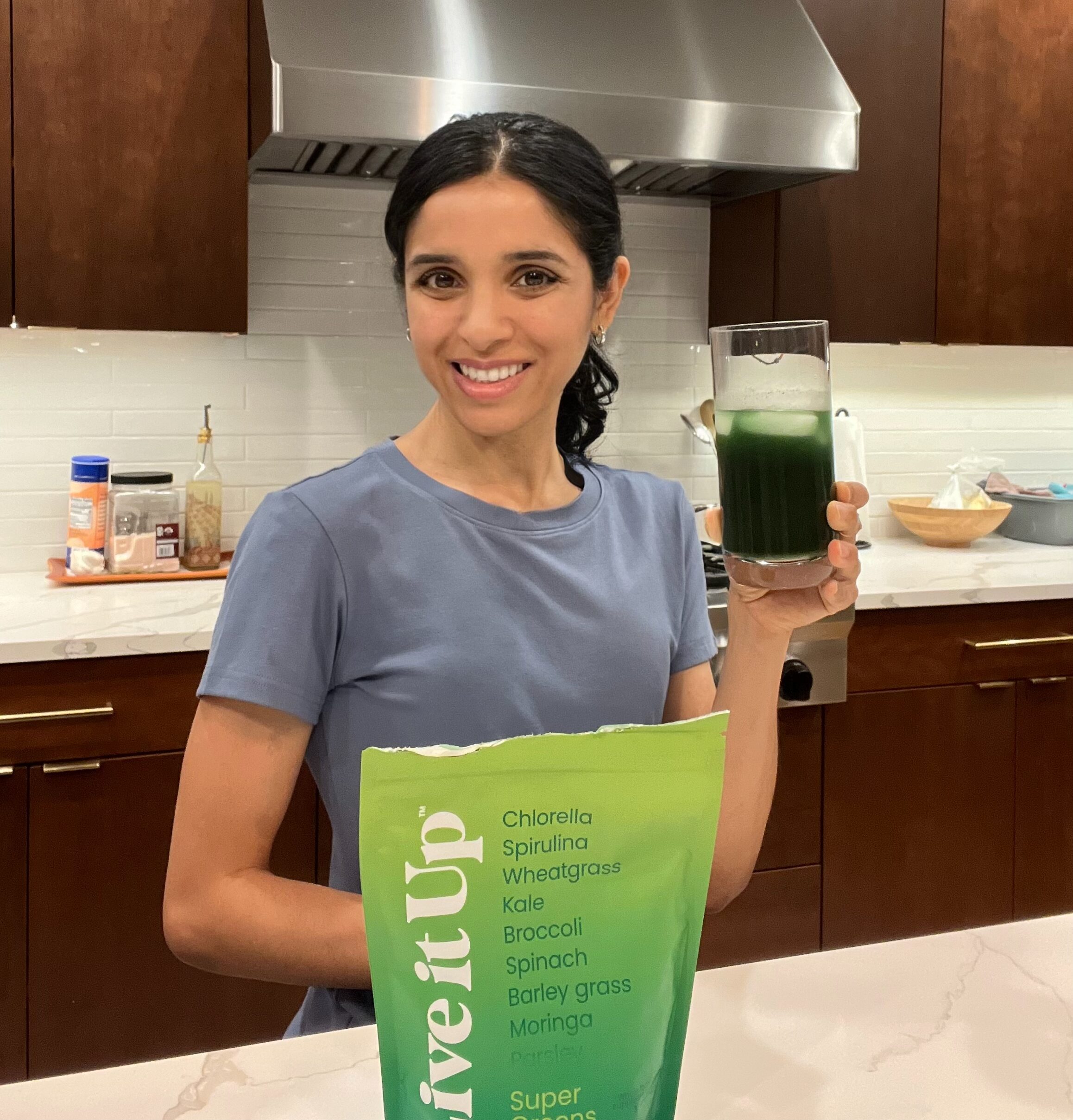 The Nutritionist’s Guide to Greens Powders (and Why I Recommend Live It Up Super Greens)