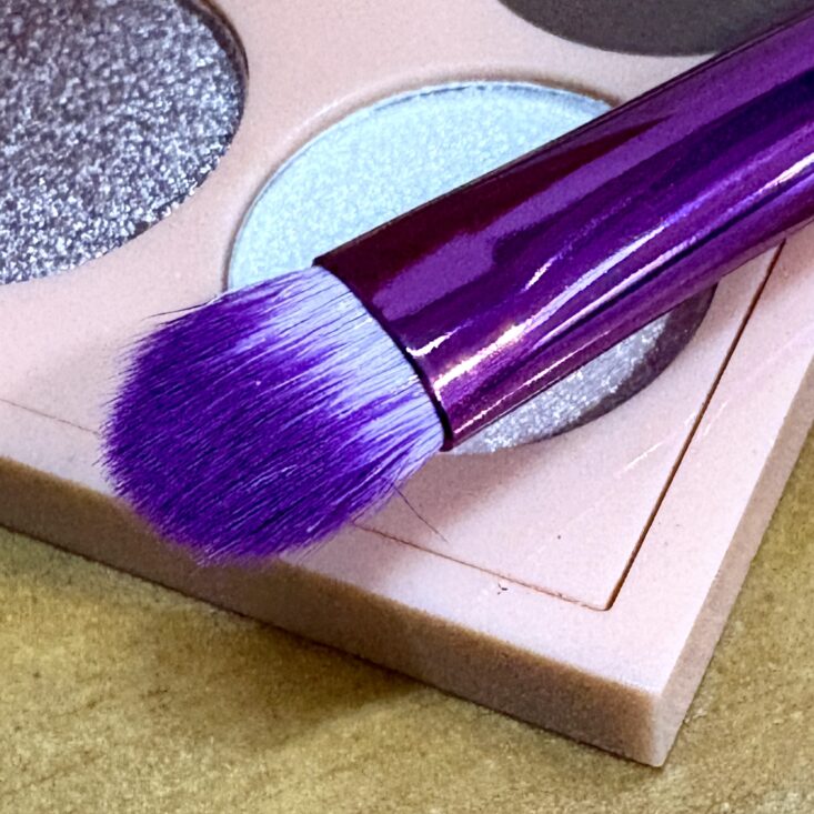 Closeup of F.A.R.A.H Eye Shader and Contour Shader for Ipsy Glam Bag November 2025