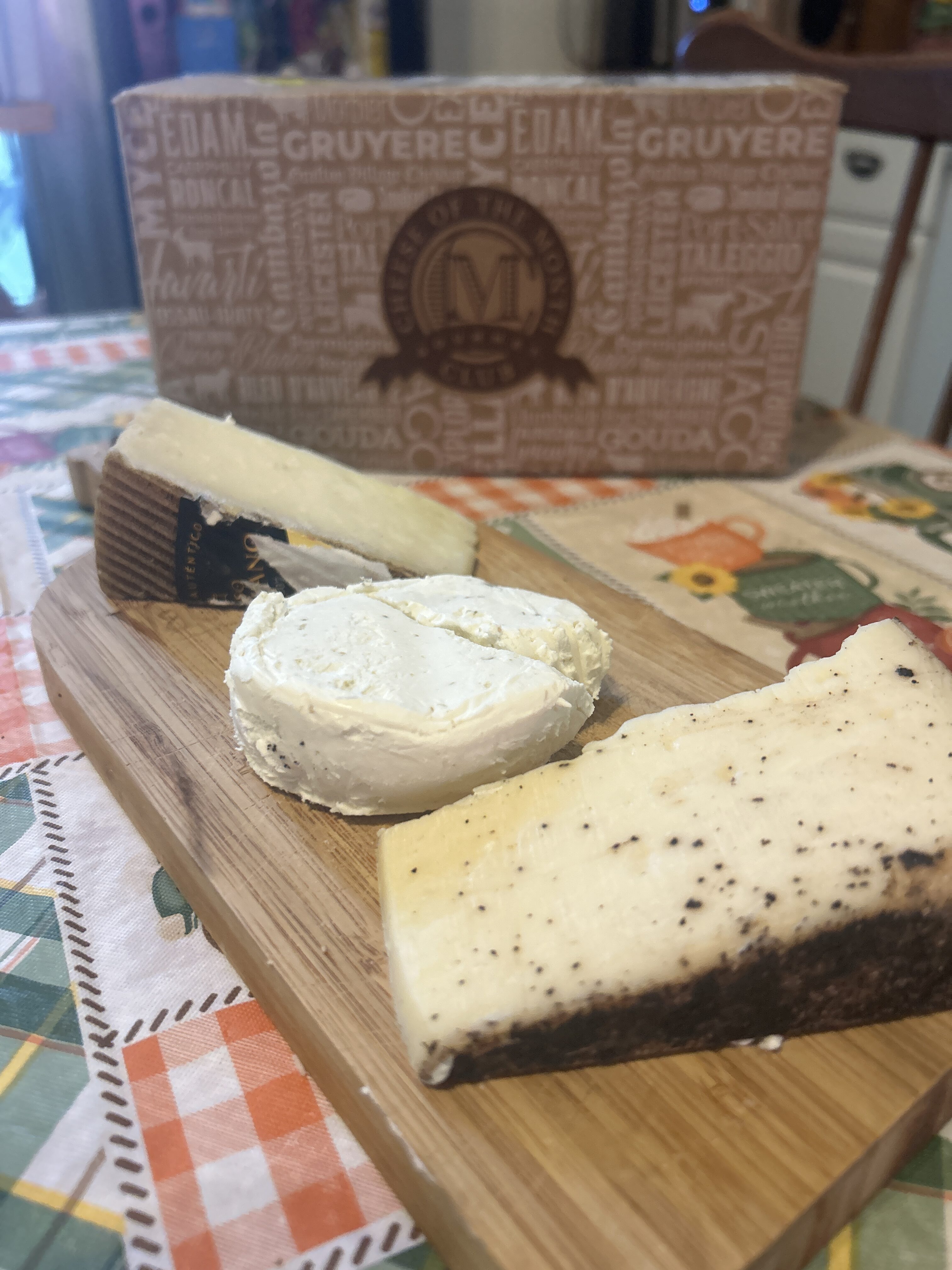 The Gourmet Cheese of the Month Club—Seasonal Selections
