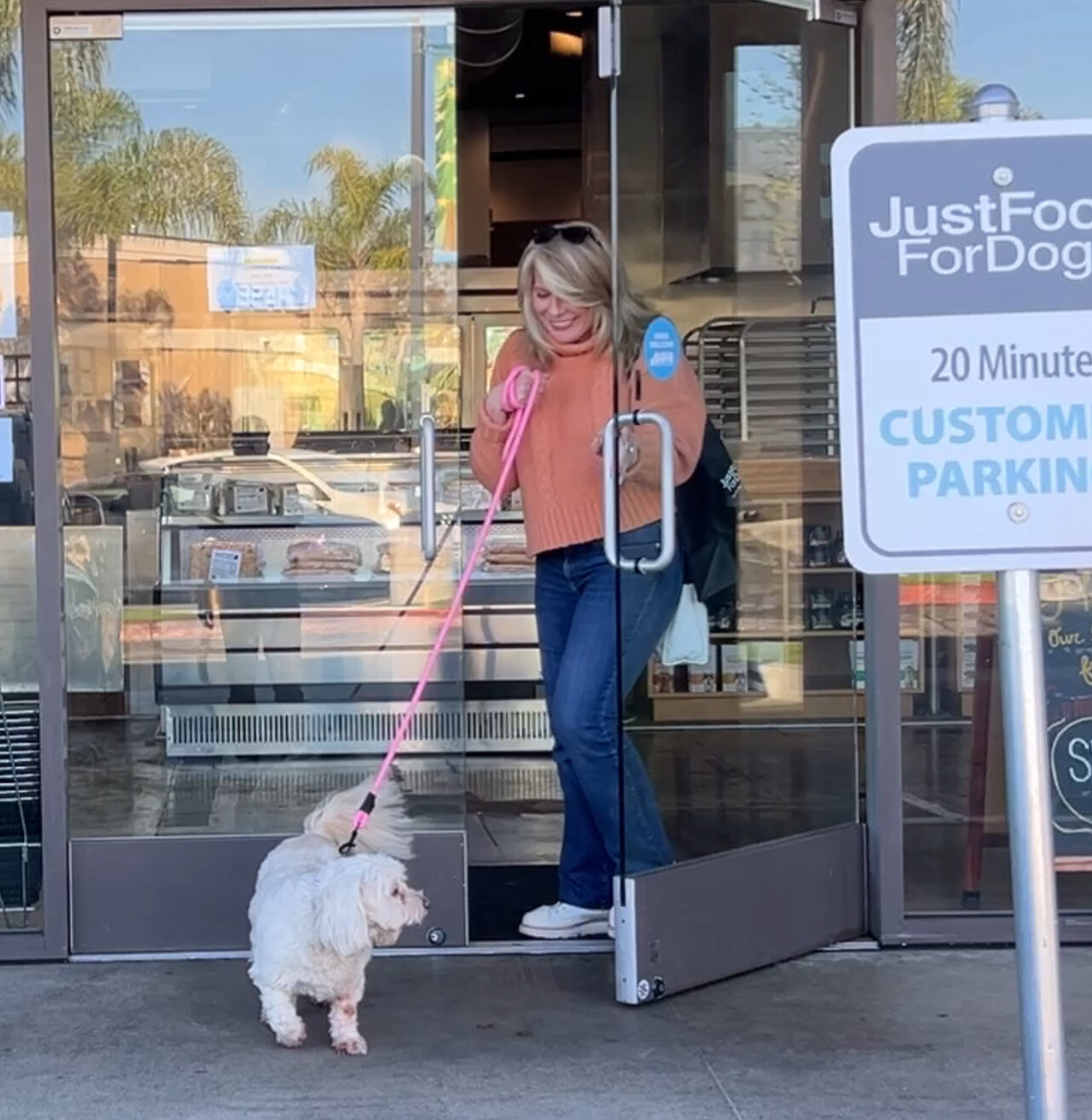 4 Things I Learned While Visiting JustFoodforDogs Costa Pet Food Kitchen