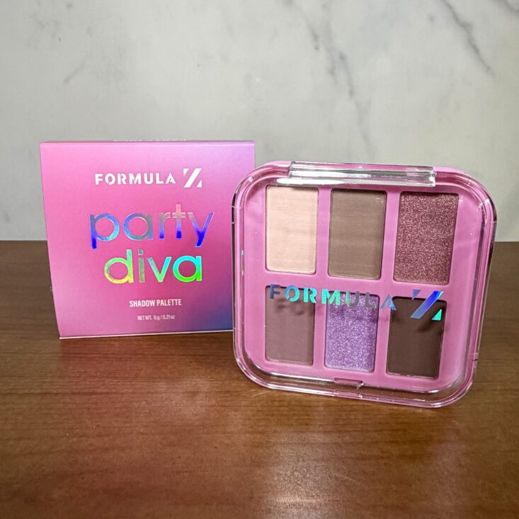 Front of Formula Z Shadow Palette for IPSY Original June 2026