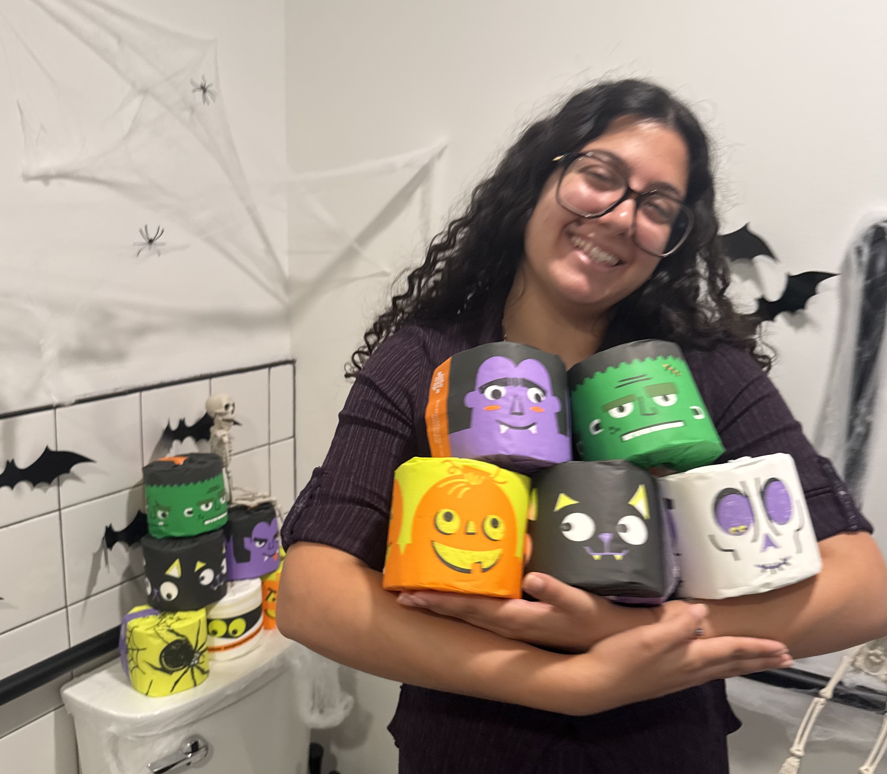 5 Reasons Who Gives A Crap’s Spooky Edition Belongs in My Halloween-Decorated House